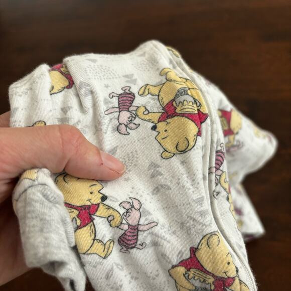 Disney Winnie The Pooh Girls Boys 6-9 Month Pajamas Footies Romper One Piece - Picture 4 of 5